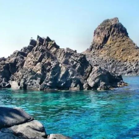 Casa Gibuti Acitrezza Ачи Костелло