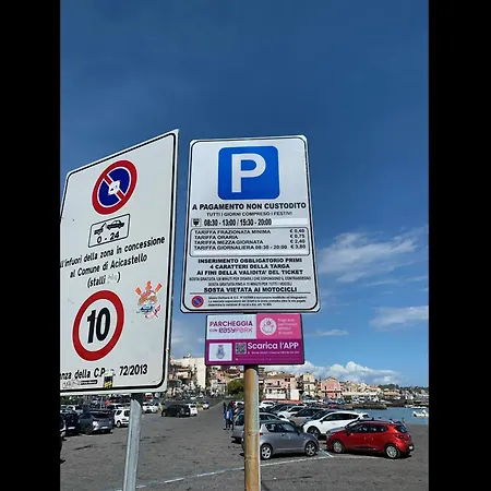 Casa Gibuti Acitrezza