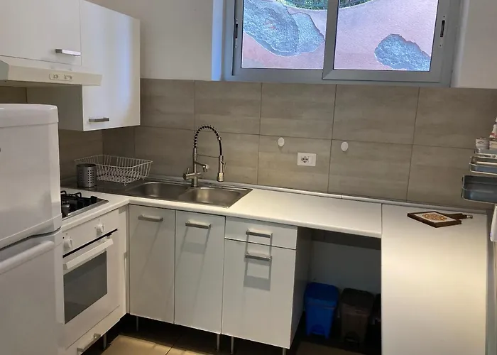 Casa Gibuti Acitrezza
